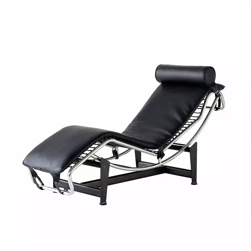 Le Corbusier LC4 Chaise Longue in Black - Modern Lounge Chair