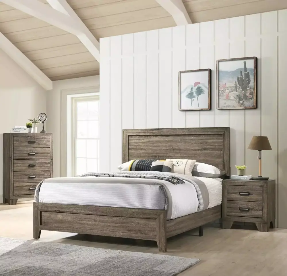 Contemporary 3-Piece Full Size Bedroom Set with Chest and Nightstand in Gray Finish