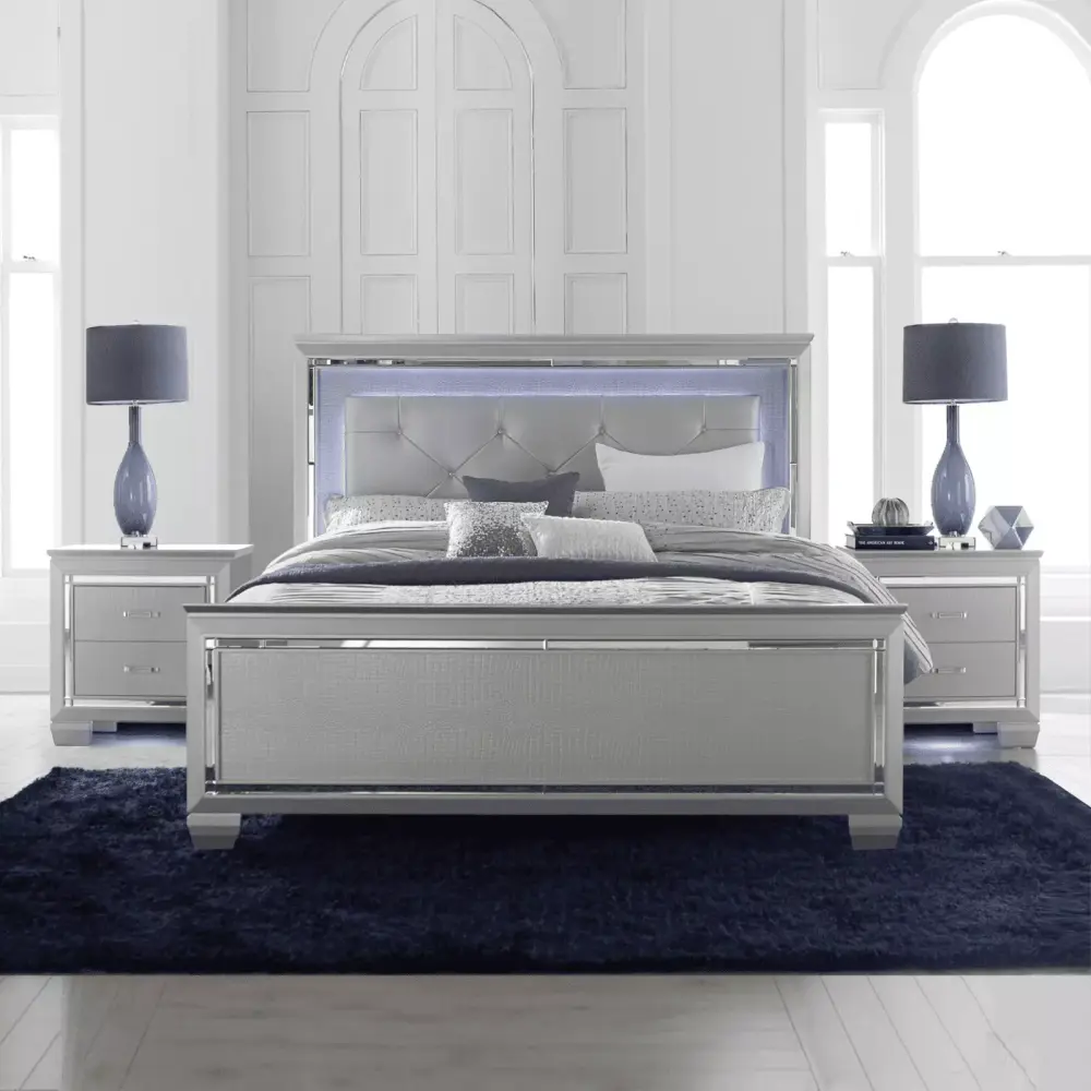 Silver Glam Bedroom Set 3pc Full Bed LED Light Nightstands Set Modern Style Bedroom Set