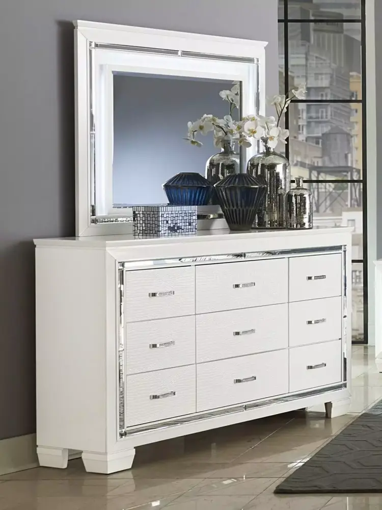 Glamorous White 4pc California King Bedroom Set with Button-Tufted LED Headboard