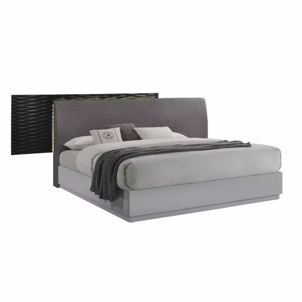 Tribeca 3-Piece Bedroom Set Black Gloss and Gray Gloss King