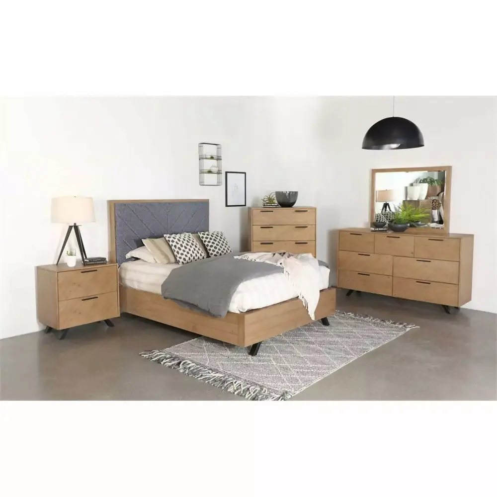 Maklaine 5-piece Wood Queen Bedroom Set Light Honey Brown and Gray