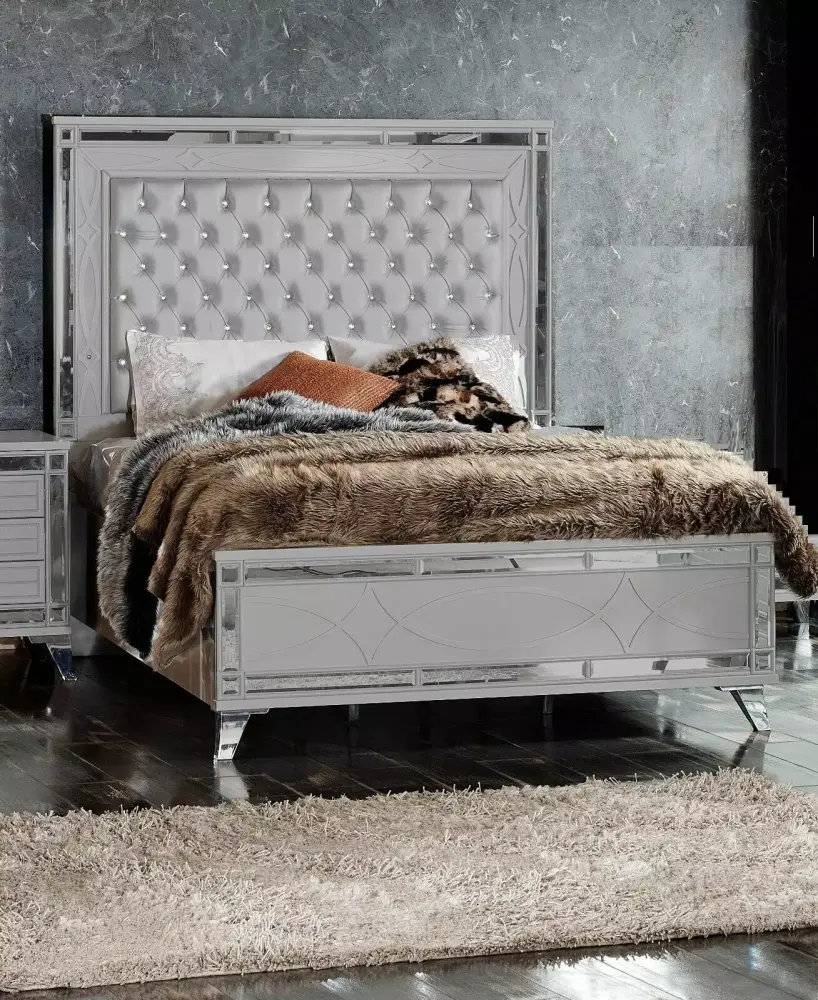 5-Piece Modern Luxury Queen Bed Set with LED Lights in Light Gray
