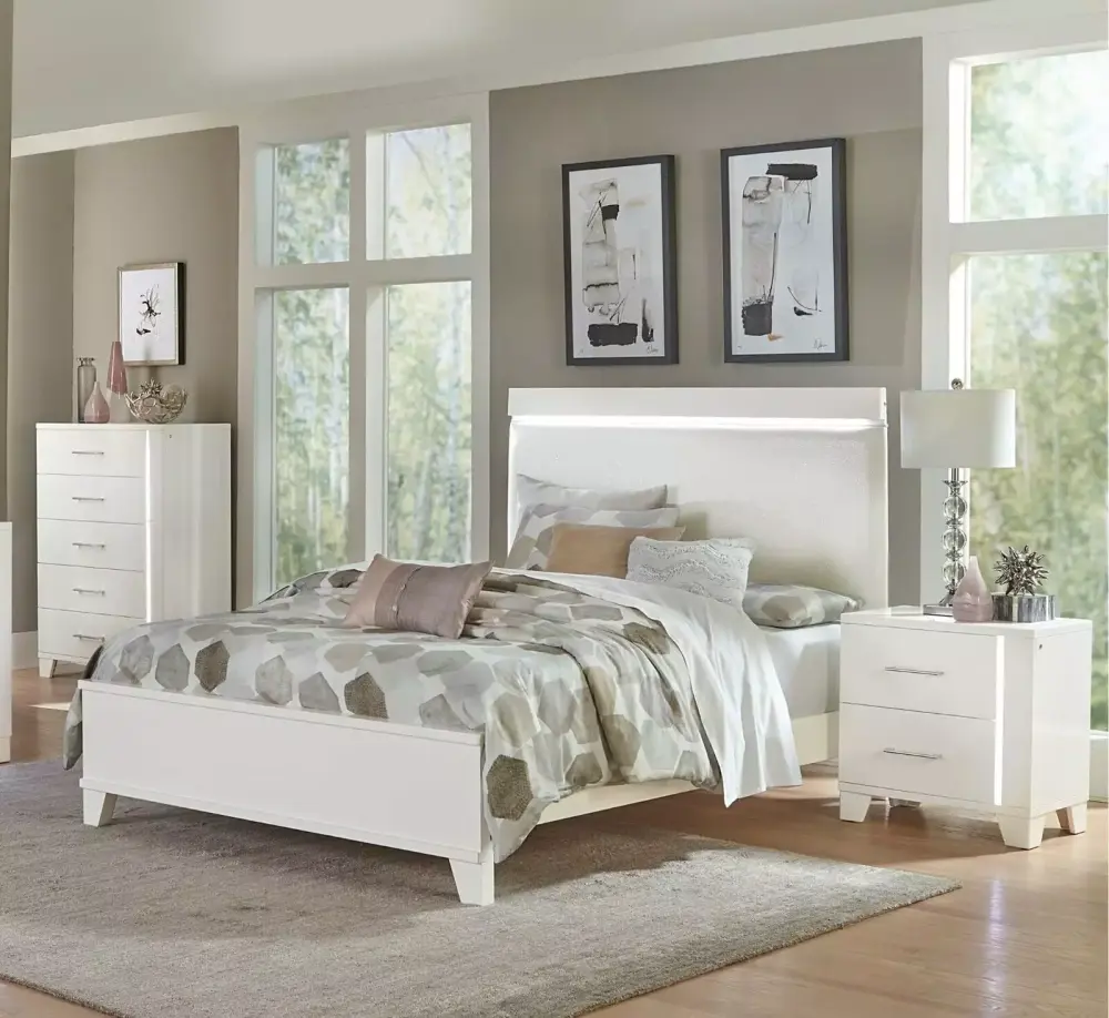 Modern LED Bedroom Set 3pc White Finish King Bed and Two Nightstands Set Furniture