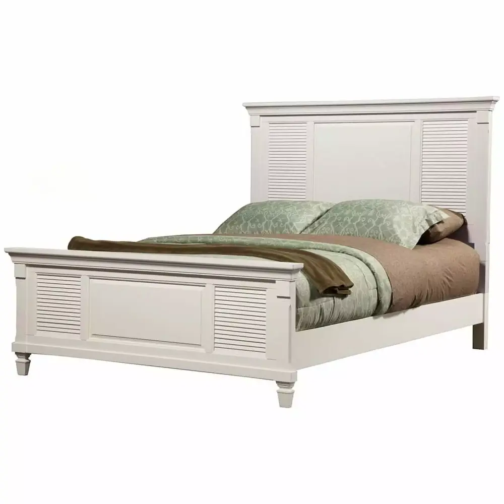Home Square 2-Piece Queen Panel Bed and 6-Drawer Dresser Set in White Finish