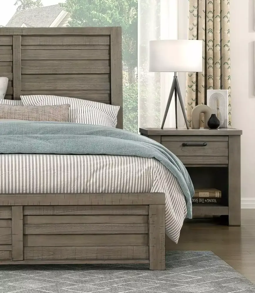4pc Bold Gray Finish King Bedroom Set with Rustic Style Nightstand Dresser and Mirror