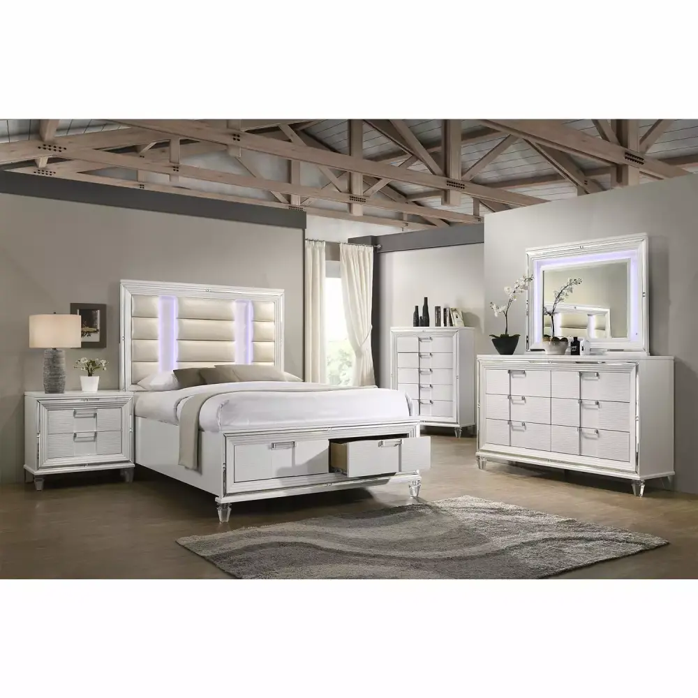 Picket Houtilize Furnishings Charlotte King Storage 3PC Bedroom Set in White