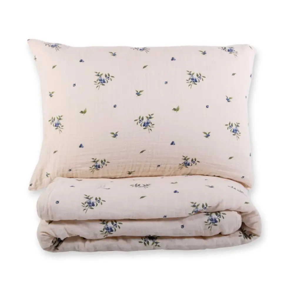 Quilted Comforter & Pillowcase - Muslin Blueberry