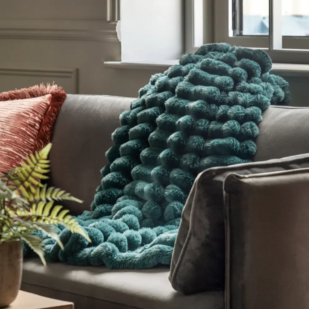 Ribbed Fur Throw - Peacock Faux Fur Trim
