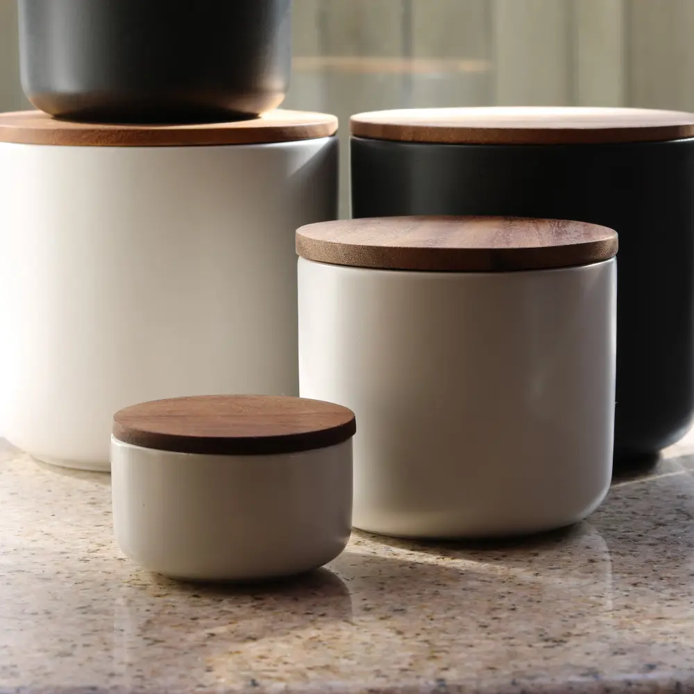 Brampton Stoneware Canister | Dishwasher Safe |