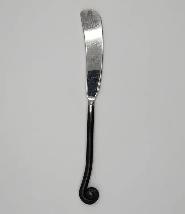 Treble Clef Flat Handle Butter/Cheese Spreader