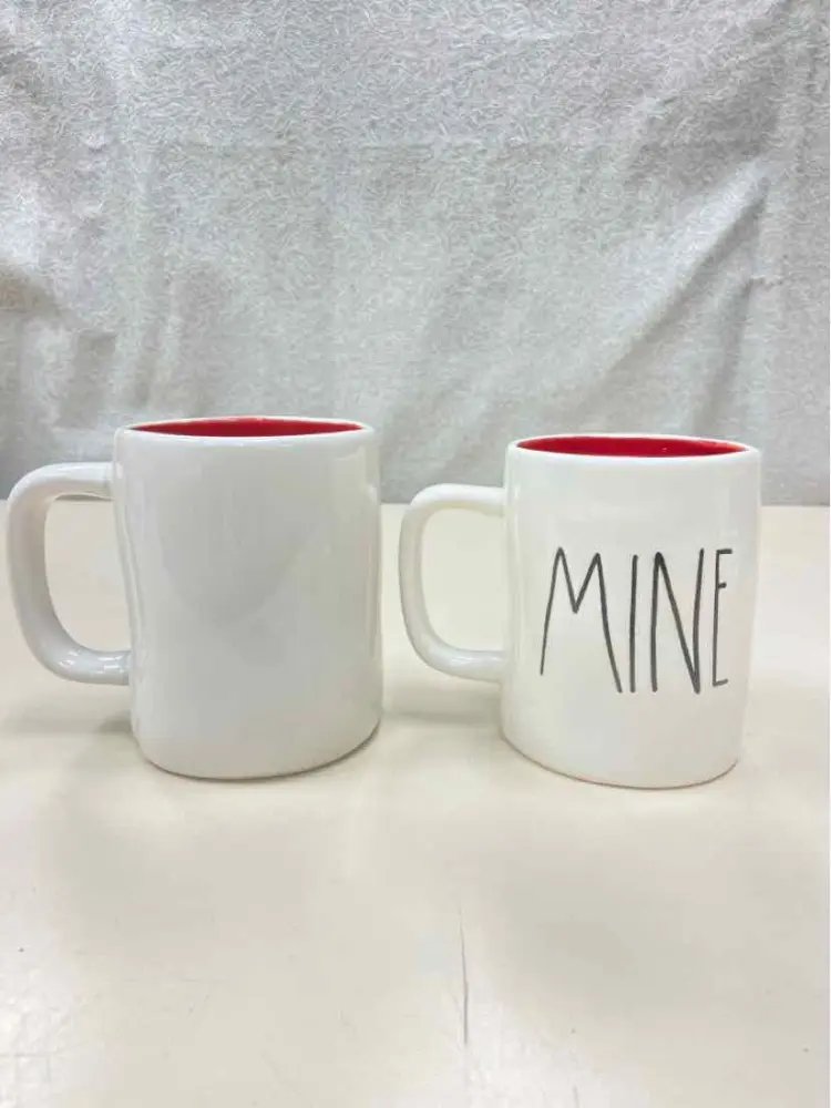 VALS DAY MUG PLACE