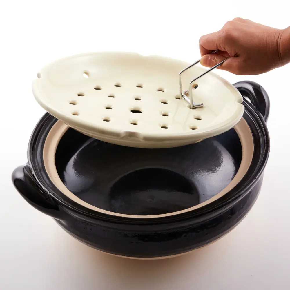 Tongs Donabe Steamer