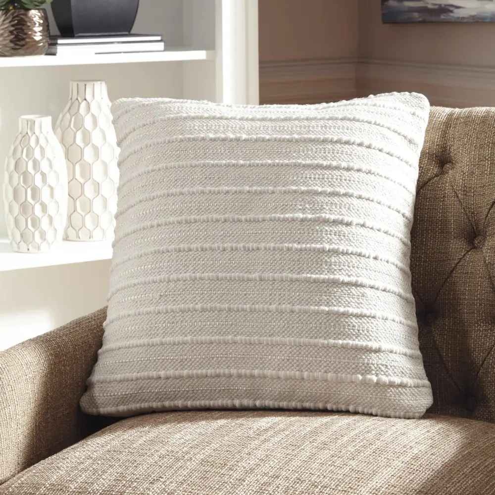 Diamond Modern Furniture Exclusive Design Decorative Pillows Decorative Pillows A1000454