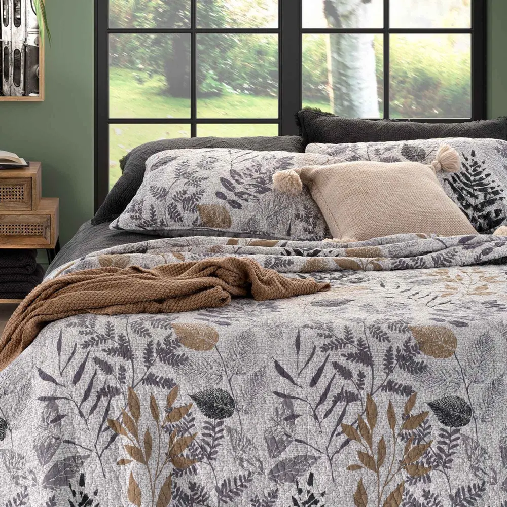 Lena foliage Quilt Place, Double-Queen Coordinating Pillows