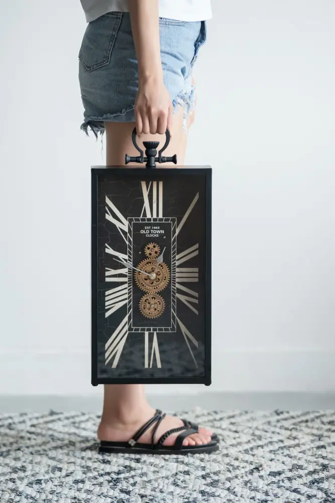 Decorative AndRoman Numeral Table Clock, Home Decor Gear Clock - Multicoloured