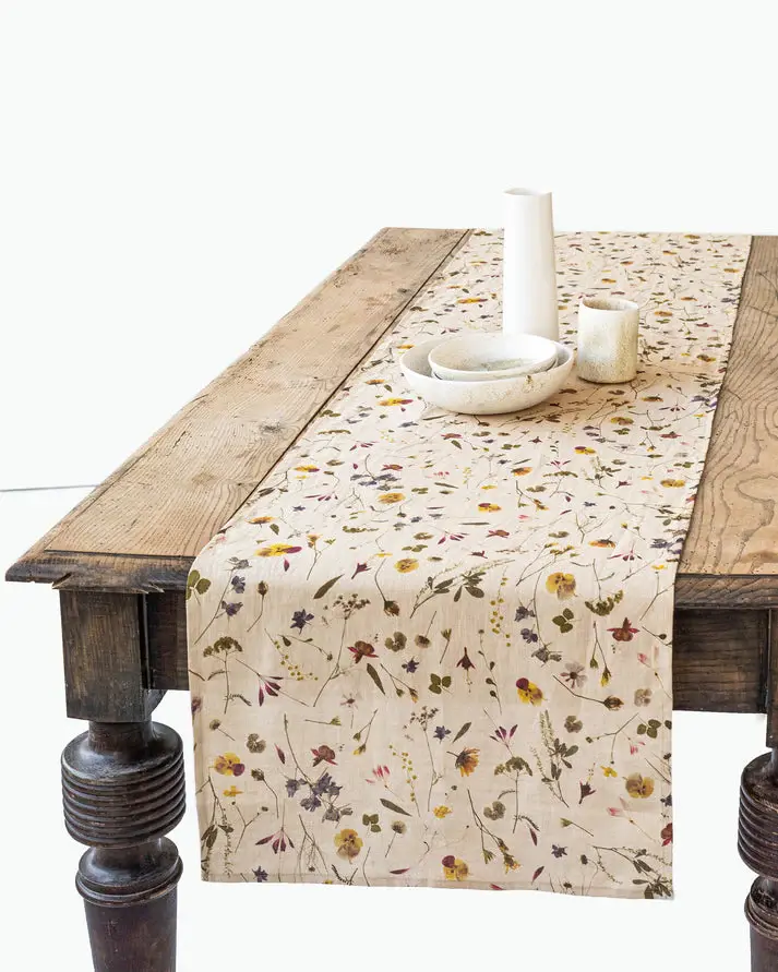 Stain-Resistant Polyester BOTANICAL PRINT TABLE RUNNER 20" x 79"