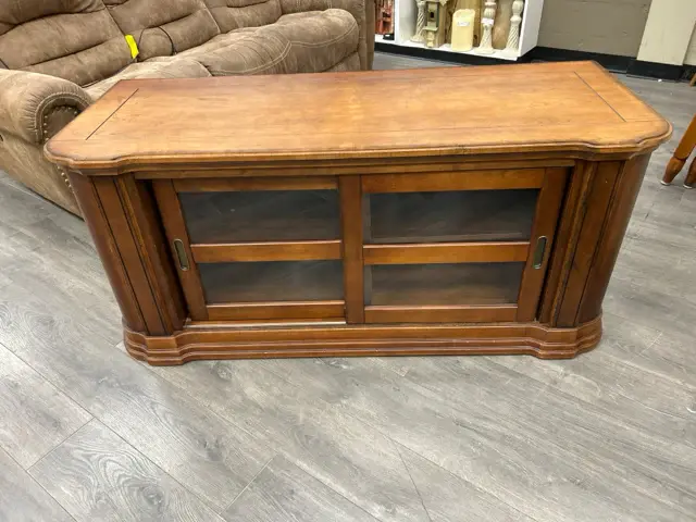 WOODEN TV STAND
